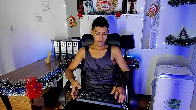 Snapshot of xxKamadevaxx chatting on November 27, 2025, 12:27 pm xxKamadevaxx online show from November 27, 2025, 12:27 pm