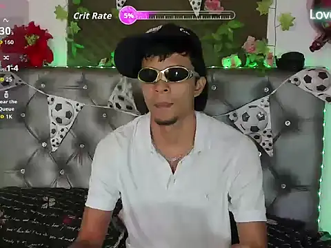 Snapshot of xxKamadevaxx chatting on July 8, 2026, 1:45 pm xxKamadevaxx online show from July 8, 2026, 1:45 pm