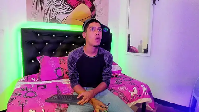 Snapshot of xxKamadevaxx chatting on November 18, 2025, 12:30 pm xxKamadevaxx online show from November 18, 2025, 12:30 pm