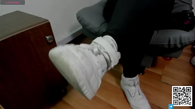 Snapshot of Shantal__G chatting on February 28, 2026, 5:01 pm Shantal G online show from February 28, 2026, 5:01 pm