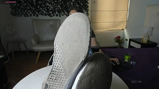 Snapshot of Shantal__G chatting on February 6, 2026, 2:02 pm Shantal G online show from February 6, 2026, 2:02 pm