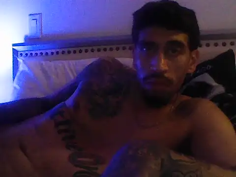 Snapshot of busnfatnutsLildee chatting on August 3, 2026, 3:14 am busnfatnutsLildee online show from August 3, 2026, 3:14 am
