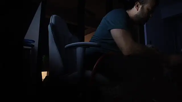 jasoncali305 online show from October 1, 2025, 5:45 am