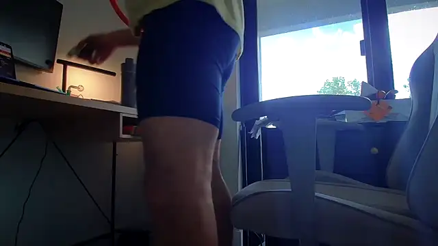 jasoncali305 online show from September 26, 2025, 8:05 pm