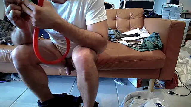 jasoncali305 online show from September 18, 2025, 1:14 pm