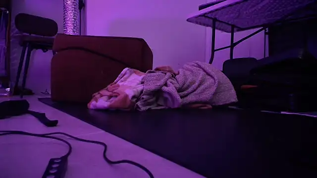 jasoncali305 online show from September 27, 2025, 5:41 pm