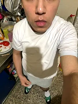 kjesusd12 online show from October 7, 2025, 4:35 am