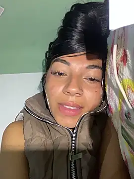 Snapshot of Lesly777_ chatting on September 20, 2025, 2:38 am Lesly777 online show from September 20, 2025, 2:38 am