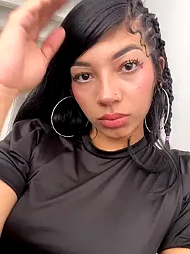 Snapshot of Lesly777_ chatting on September 20, 2025, 2:44 pm Lesly777 online show from September 20, 2025, 2:44 pm