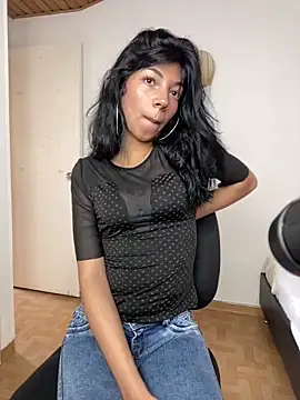 Snapshot of Lesly777_ chatting on September 12, 2025, 3:01 pm Lesly777 online show from September 12, 2025, 3:01 pm