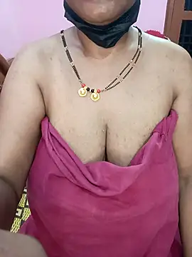 Snapshot of KannadaTamilTeluguBeauty chatting on April 24, 2026, 8:55 pm KannadaTamilTeluguBeauty online show from April 24, 2026, 8:55 pm