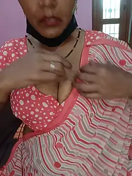 Snapshot of KannadaTamilTeluguBeauty chatting on May 26, 2026, 10:13 am KannadaTamilTeluguBeauty online show from May 26, 2026, 10:13 am