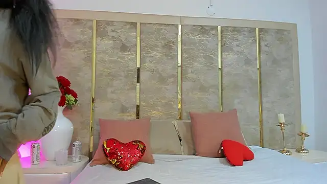 Snapshot of AishaValcazar chatting on February 3, 2026, 3:59 am AishaValcazar online show from February 3, 2026, 3:59 am