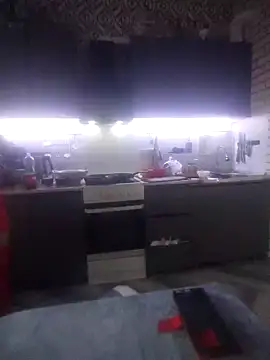 Lokomotivvv0707 online show from October 9, 2025, 11:33 am