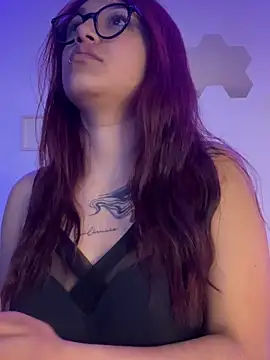 Snapshot of Daliila_11 chatting on November 13, 2025, 2:37 am Daliila 11 online show from November 13, 2025, 2:37 am