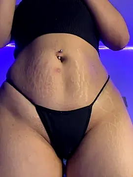 Snapshot of Daliila_11 chatting on December 4, 2025, 2:43 am Daliila 11 online show from December 4, 2025, 2:43 am