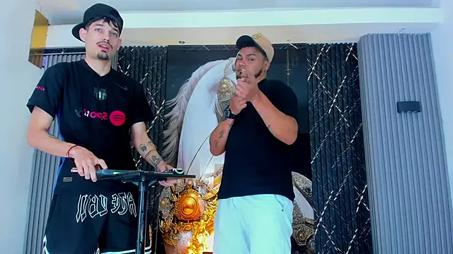 Snapshot of Iam_Steven chatting on November 6, 2025, 12:53 pm Iam Steven online show from November 6, 2025, 12:53 pm