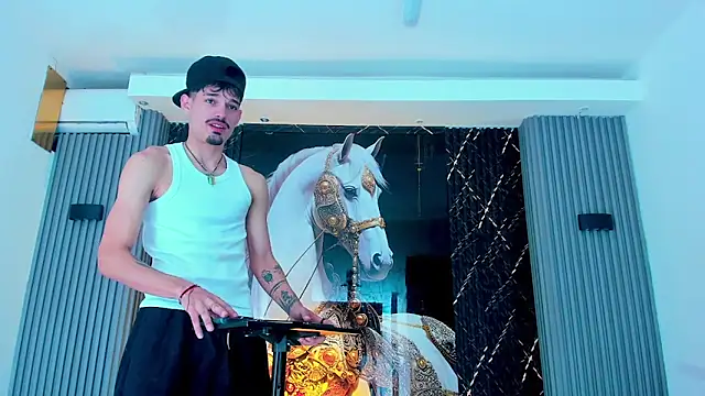 Snapshot of Iam_Steven chatting on October 17, 2025, 1:02 pm Iam Steven online show from October 17, 2025, 1:02 pm