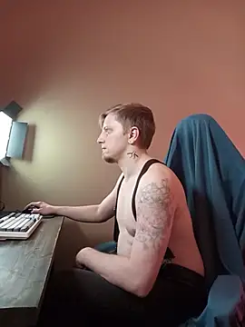 Snapshot of Vincent_Hardman chatting on January 17, 2026, 8:12 pm Vincent Hardman online show from January 17, 2026, 8:12 pm