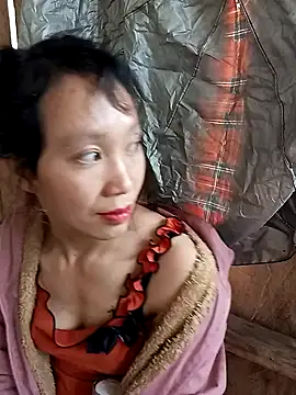 Snapshot of bonnie-00 chatting on November 4, 2025, 3:21 am bonnie-00 online show from November 4, 2025, 3:21 am