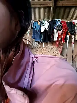 Snapshot of bonnie-00 chatting on November 29, 2025, 8:36 am bonnie-00 online show from November 29, 2025, 8:36 am