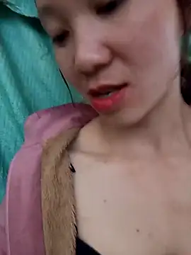 Snapshot of bonnie-00 chatting on November 2, 2025, 1:43 am bonnie-00 online show from November 2, 2025, 1:43 am