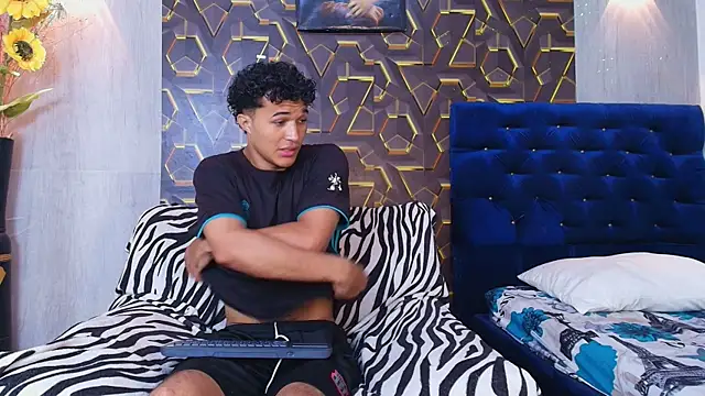 Snapshot of fire_drako_ chatting on June 28, 2026, 10:27 pm fire drako online show from June 28, 2026, 10:27 pm