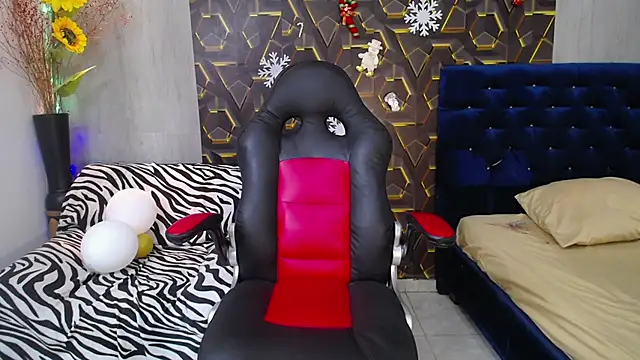 Snapshot of fire_drako_ chatting on November 30, 2025, 6:14 am fire drako online show from November 30, 2025, 6:14 am