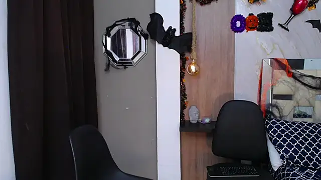 Snapshot of fire_drako_ chatting on November 1, 2025, 2:22 pm fire drako online show from November 1, 2025, 2:22 pm