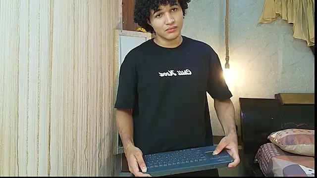 Snapshot of fire_drako_ chatting on March 16, 2026, 2:41 am fire drako online show from March 16, 2026, 2:41 am