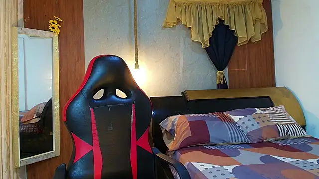 Snapshot of fire_drako_ chatting on April 12, 2026, 9:18 pm fire drako online show from April 12, 2026, 9:18 pm