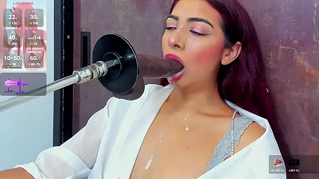 Snapshot of cherry_skinny_ chatting on December 18, 2025, 3:55 am cherry skinny online show from December 18, 2025, 3:55 am