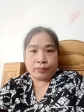 Snapshot of alussy chatting on September 12, 2025, 5:07 am alussy online show from September 12, 2025, 5:07 am