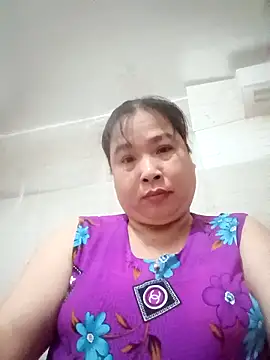 Snapshot of alussy chatting on September 17, 2025, 12:51 pm alussy online show from September 17, 2025, 12:51 pm