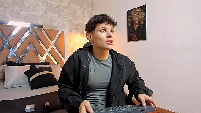 Snapshot of kraven_lust chatting on February 14, 2026, 3:07 am kraven lust online show from February 14, 2026, 3:07 am