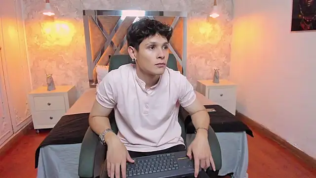 kraven lust online show from September 18, 2025, 4:37 am