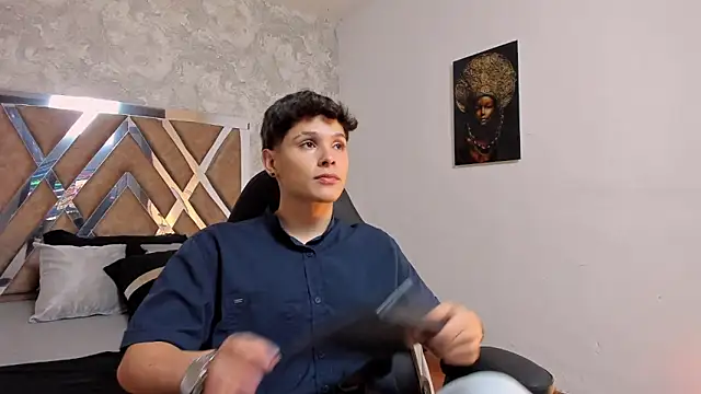 Snapshot of kraven_lust chatting on February 13, 2026, 3:06 am kraven lust online show from February 13, 2026, 3:06 am