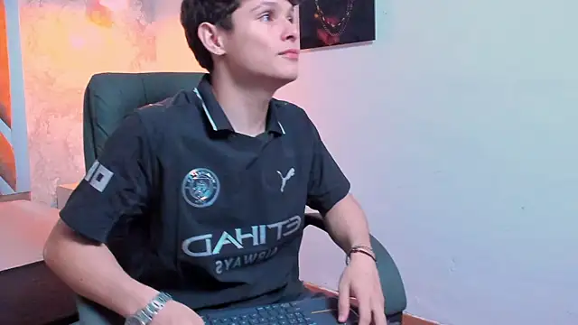 Snapshot of kraven_lust chatting on February 1, 2026, 3:05 am kraven lust online show from February 1, 2026, 3:05 am