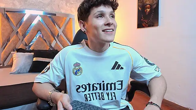 Snapshot of kraven_lust chatting on February 26, 2026, 3:06 am kraven lust online show from February 26, 2026, 3:06 am