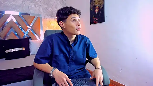 Snapshot of kraven_lust chatting on December 20, 2025, 3:09 am kraven lust online show from December 20, 2025, 3:09 am