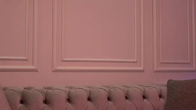 Snapshot of KatieHayes chatting on November 25, 2025, 6:41 pm KatieHayes online show from November 25, 2025, 6:41 pm