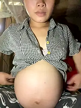 Snapshot of Van_xx chatting on October 5, 2025, 6:26 am Van xx online show from October 5, 2025, 6:26 am