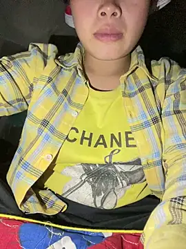 Snapshot of Van_xx chatting on October 24, 2025, 7:07 am Van xx online show from October 24, 2025, 7:07 am