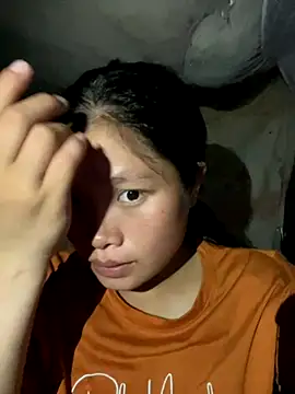 Snapshot of Van_xx chatting on September 15, 2025, 1:11 pm Van xx online show from September 15, 2025, 1:11 pm