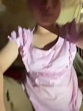 Snapshot of Van_xx chatting on September 20, 2025, 2:38 am Van xx online show from September 20, 2025, 2:38 am