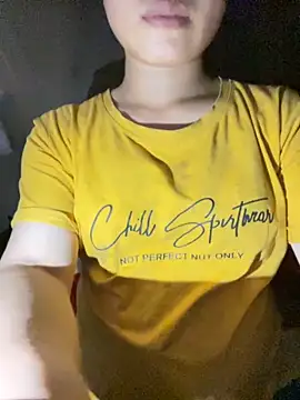 Snapshot of Van_xx chatting on September 24, 2025, 6:31 am Van xx online show from September 24, 2025, 6:31 am