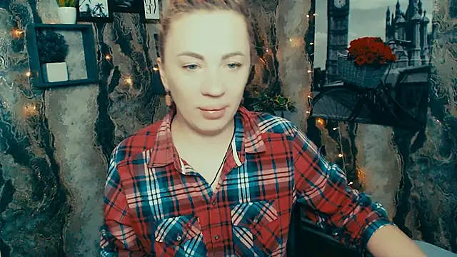 Snapshot of EmmaCat_ chatting on December 20, 2025, 6:49 am EmmaCat online show from December 20, 2025, 6:49 am