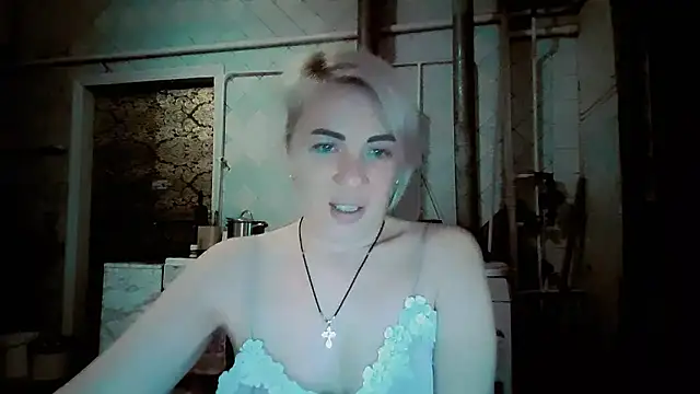 Snapshot of EmmaCat_ chatting on February 15, 2026, 10:47 am EmmaCat online show from February 15, 2026, 10:47 am