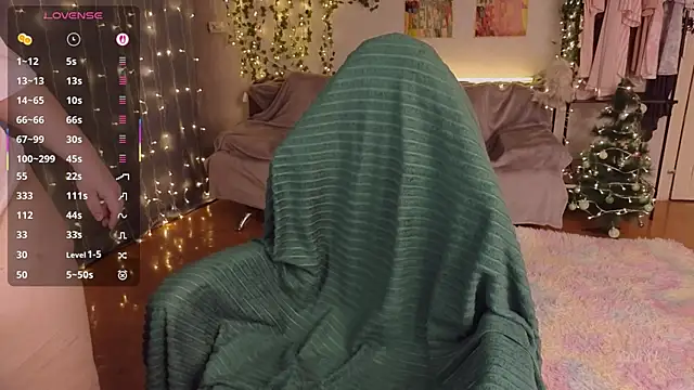 Snapshot of Aki_nohana chatting on December 18, 2025, 6:23 pm Aki nohana online show from December 18, 2025, 6:23 pm