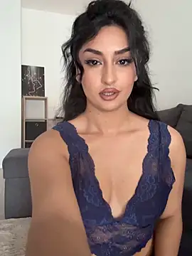 Snapshot of Mia_spicyy chatting on June 12, 2026, 8:34 am Mia spicyy online show from June 12, 2026, 8:34 am